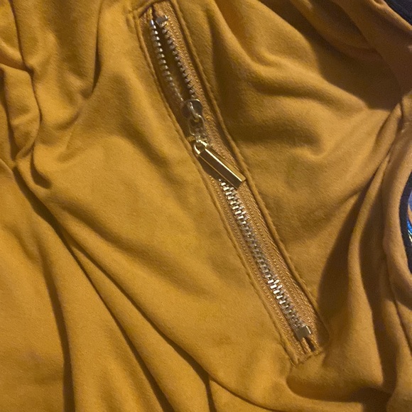 Yellow joggers Plus size - Picture 4 of 7